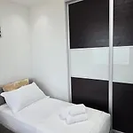 Flamingo 1 4*