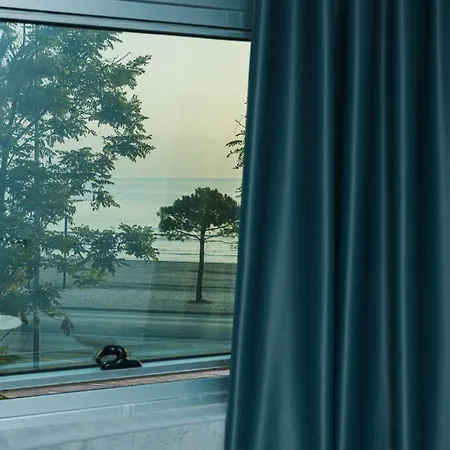 Flamingo 1 Hotel 4*