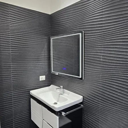 Hotel Flamingo 1 4*