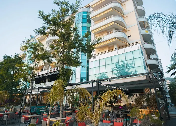 Flamingo 1 Otel 4*